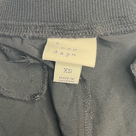 A New Day Ankle length trouser. Lightweight fabric with stretch waist. - Picture 5 of 6